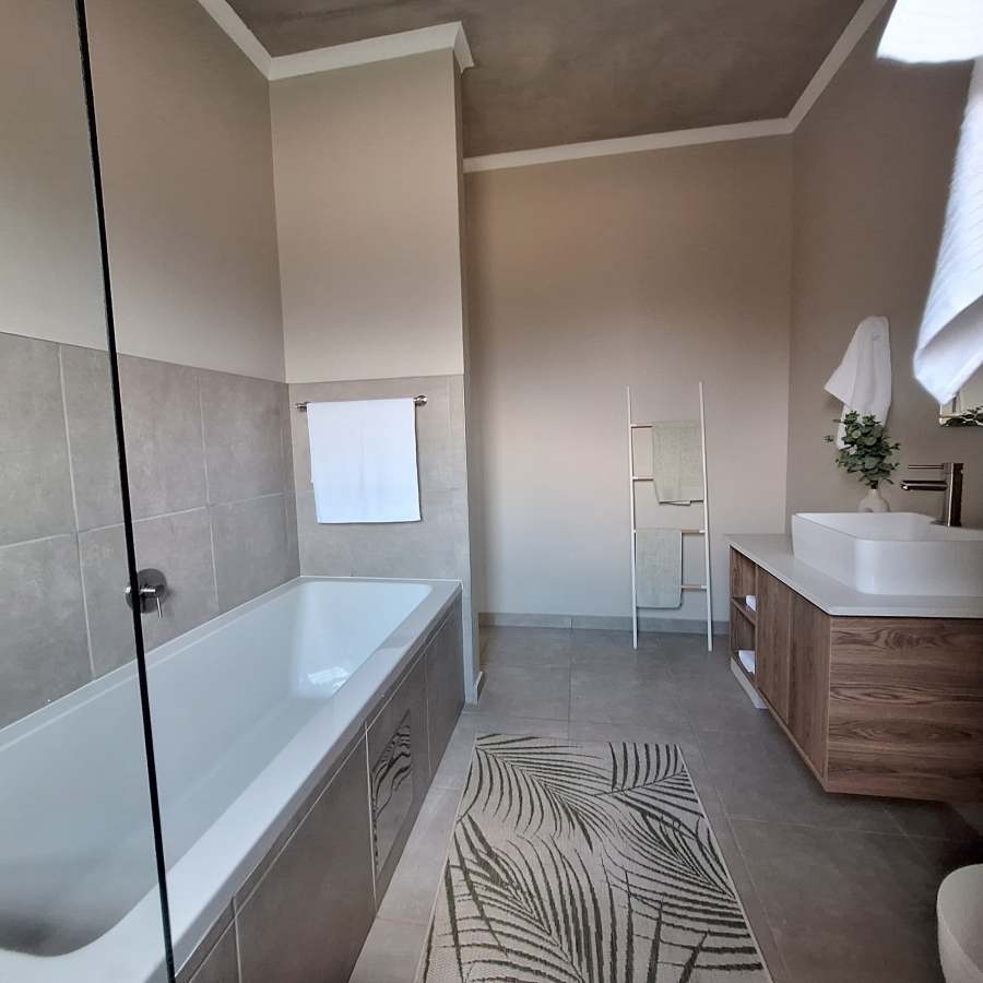 To Let 2 Bedroom Property for Rent in Rietvalleirand Gauteng