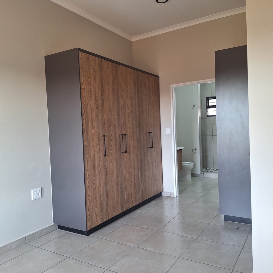2 Bedroom Property for Sale in Rietvalleirand Gauteng