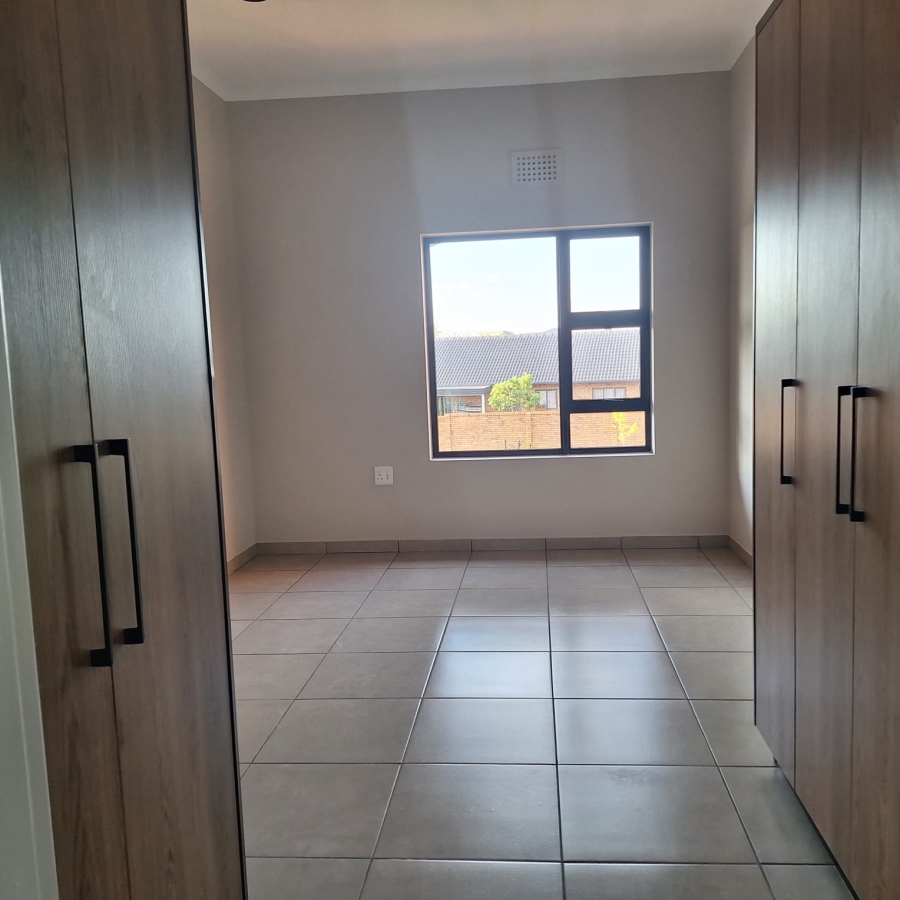 2 Bedroom Property for Sale in Rietvalleirand Gauteng