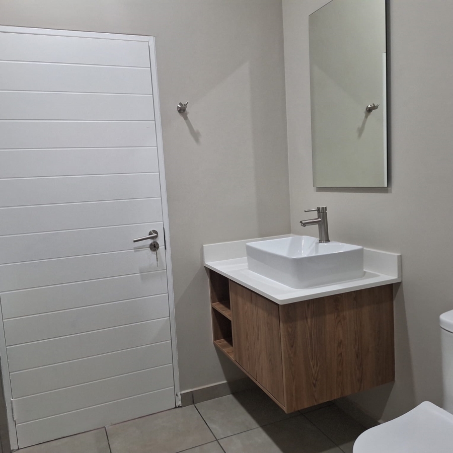 2 Bedroom Property for Sale in Rietvalleirand Gauteng
