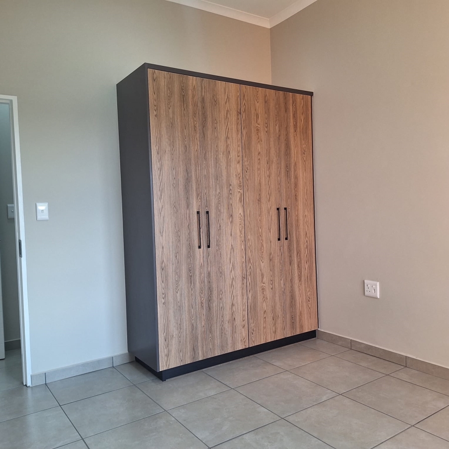 2 Bedroom Property for Sale in Rietvalleirand Gauteng