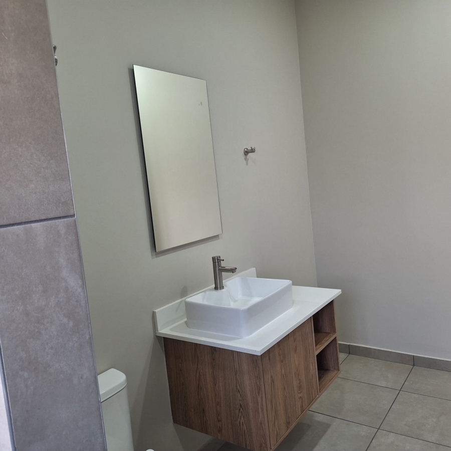 2 Bedroom Property for Sale in Rietvalleirand Gauteng
