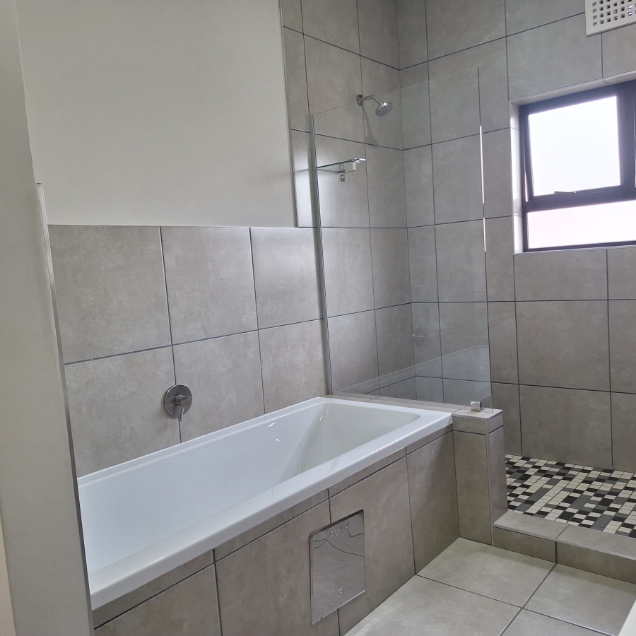 2 Bedroom Property for Sale in Rietvalleirand Gauteng