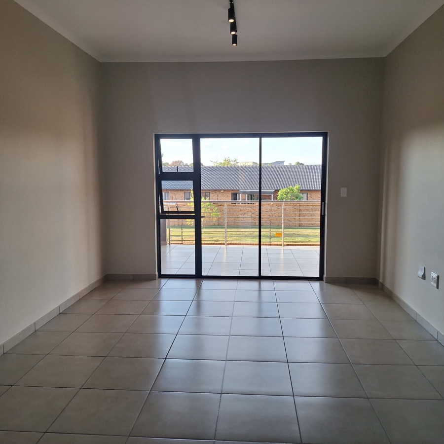 2 Bedroom Property for Sale in Rietvalleirand Gauteng
