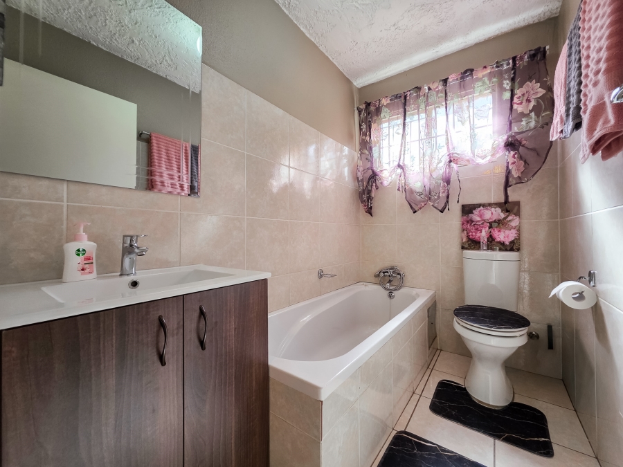 3 Bedroom Property for Sale in Moreleta Park Gauteng