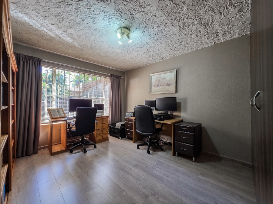 3 Bedroom Property for Sale in Moreleta Park Gauteng