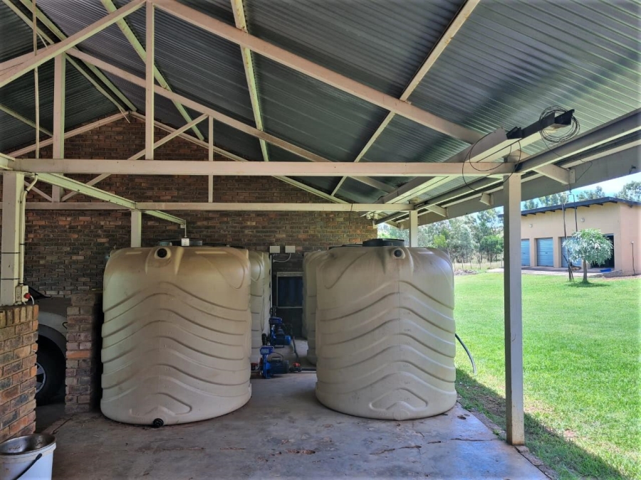 4 Bedroom Property for Sale in Doornkraal Gauteng