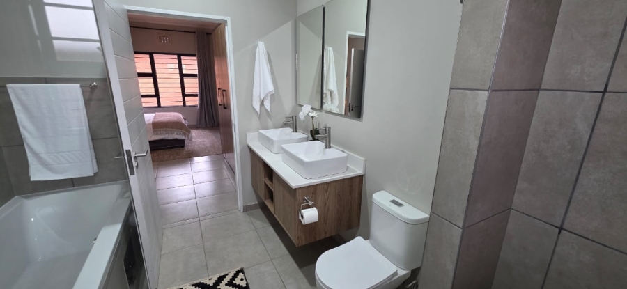 3 Bedroom Property for Sale in Rietvalleirand Gauteng