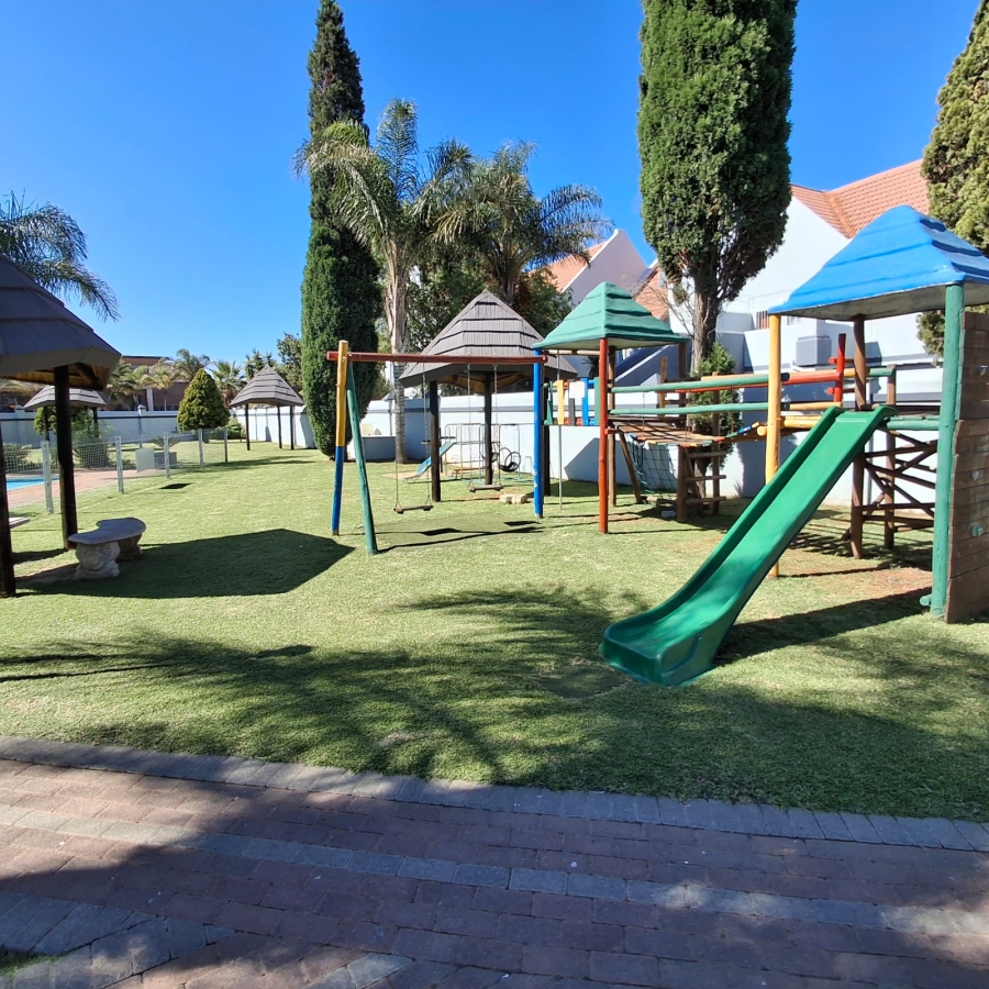 2 Bedroom Property for Sale in Eden Glen Gauteng