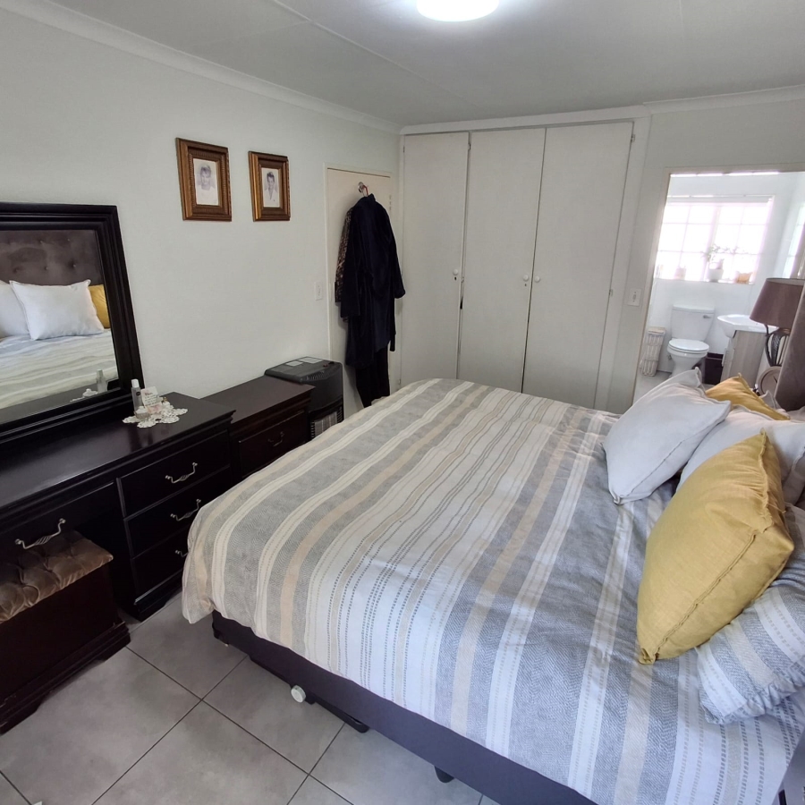 2 Bedroom Property for Sale in Eden Glen Gauteng
