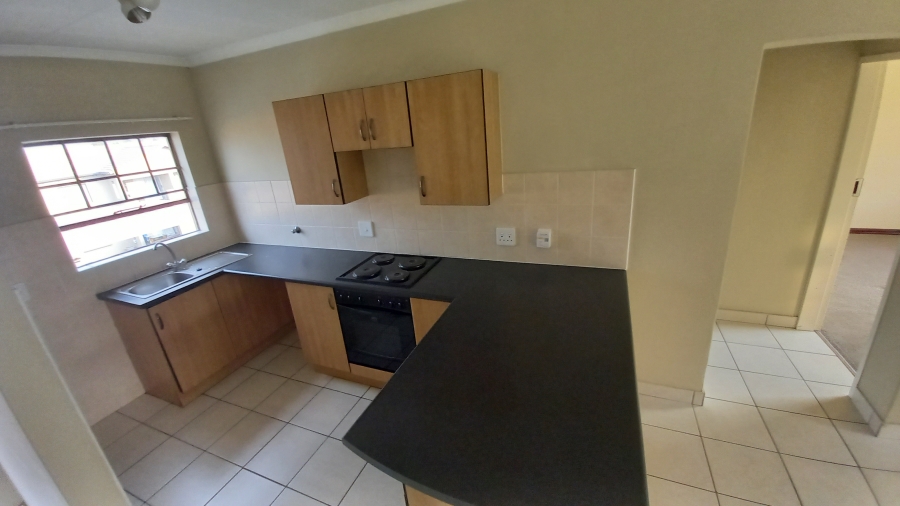 To Let 2 Bedroom Property for Rent in Albemarle Gauteng