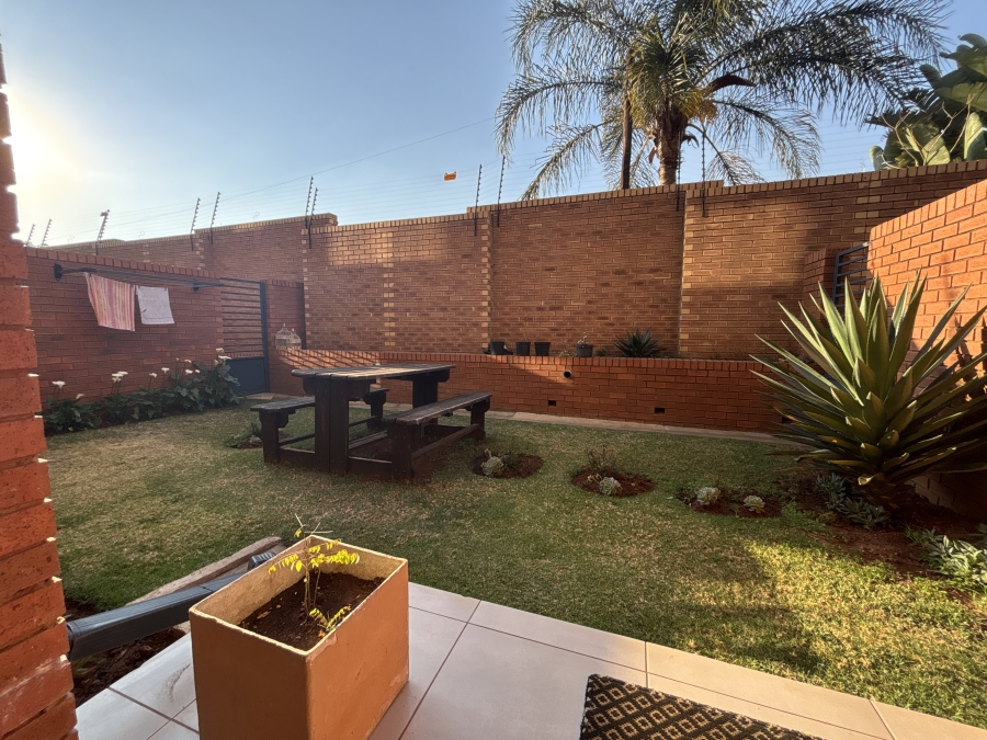3 Bedroom Property for Sale in Bartlett Gauteng