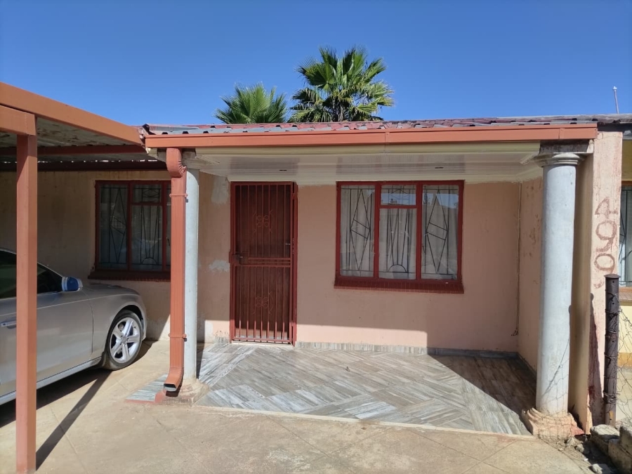 2 Bedroom Property for Sale in Kudube Gauteng