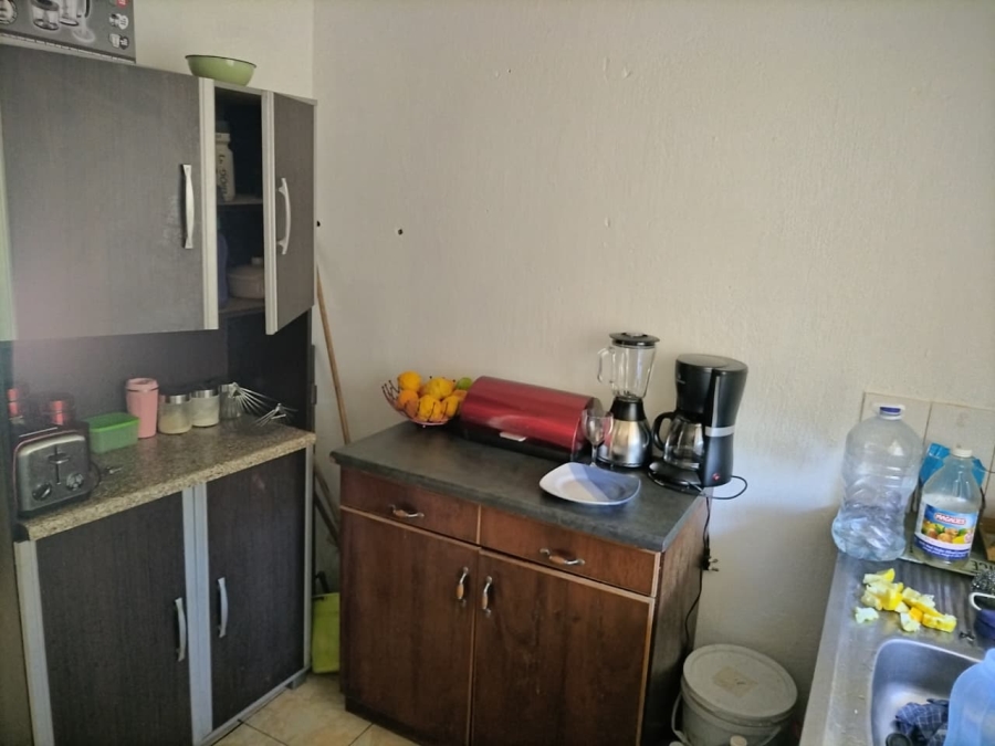 2 Bedroom Property for Sale in Kudube Gauteng