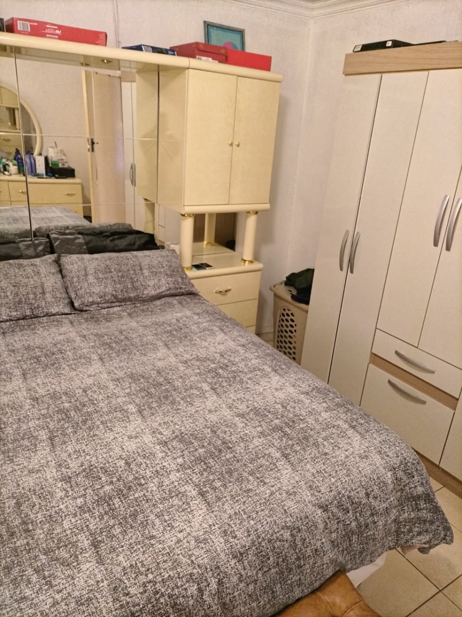 2 Bedroom Property for Sale in Kudube Gauteng