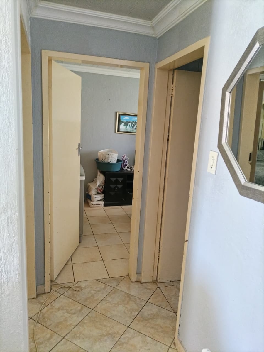 2 Bedroom Property for Sale in Kudube Gauteng