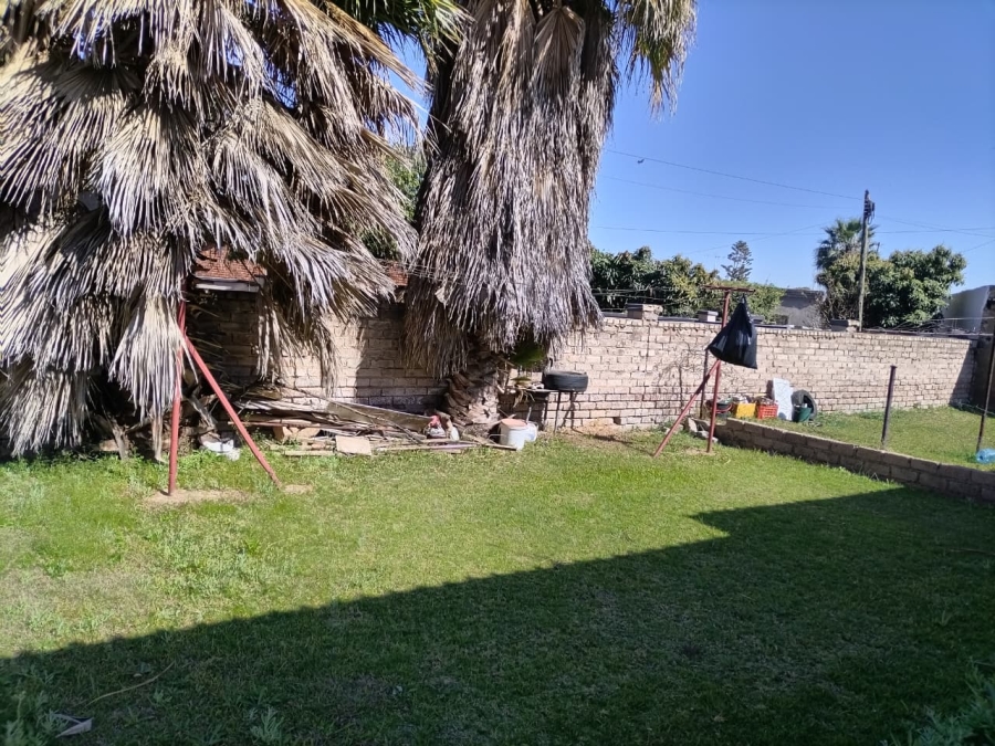 2 Bedroom Property for Sale in Kudube Gauteng