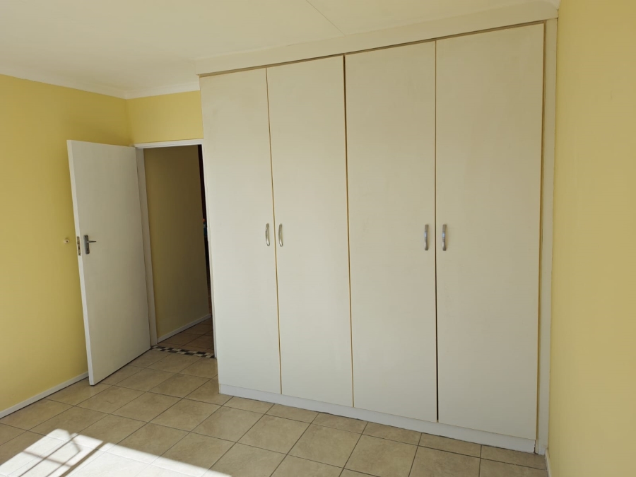 To Let 2 Bedroom Property for Rent in Minnebron Gauteng
