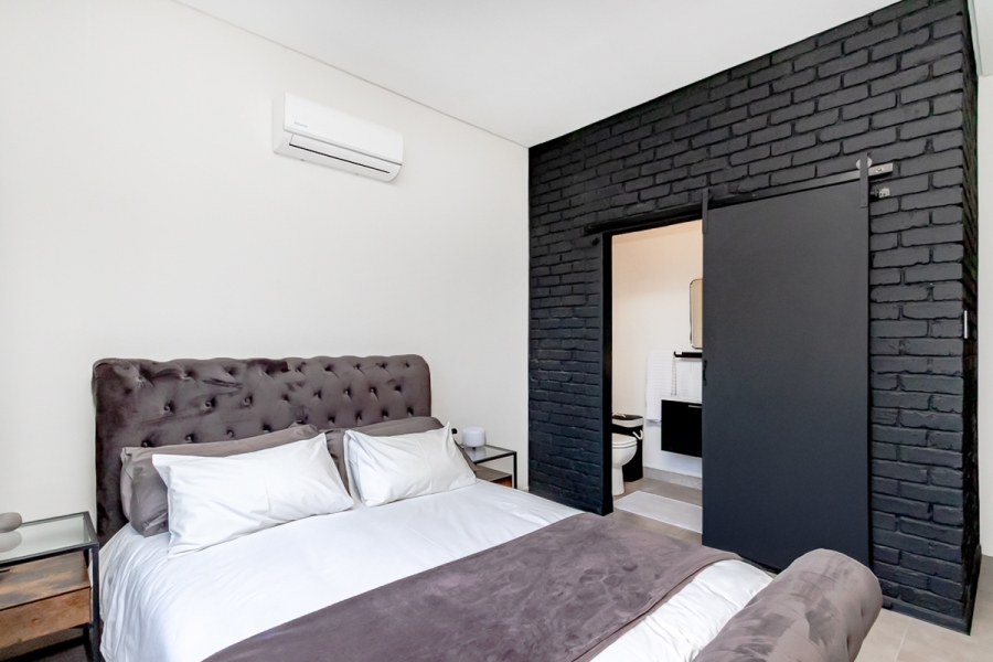 2 Bedroom Property for Sale in Sandton Central Gauteng