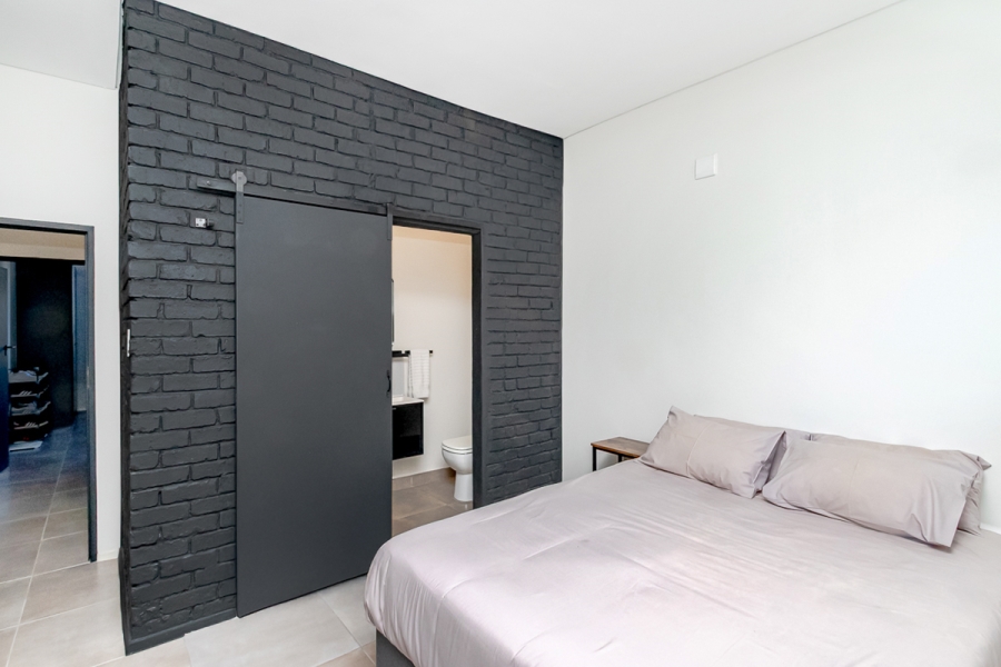 2 Bedroom Property for Sale in Sandton Central Gauteng