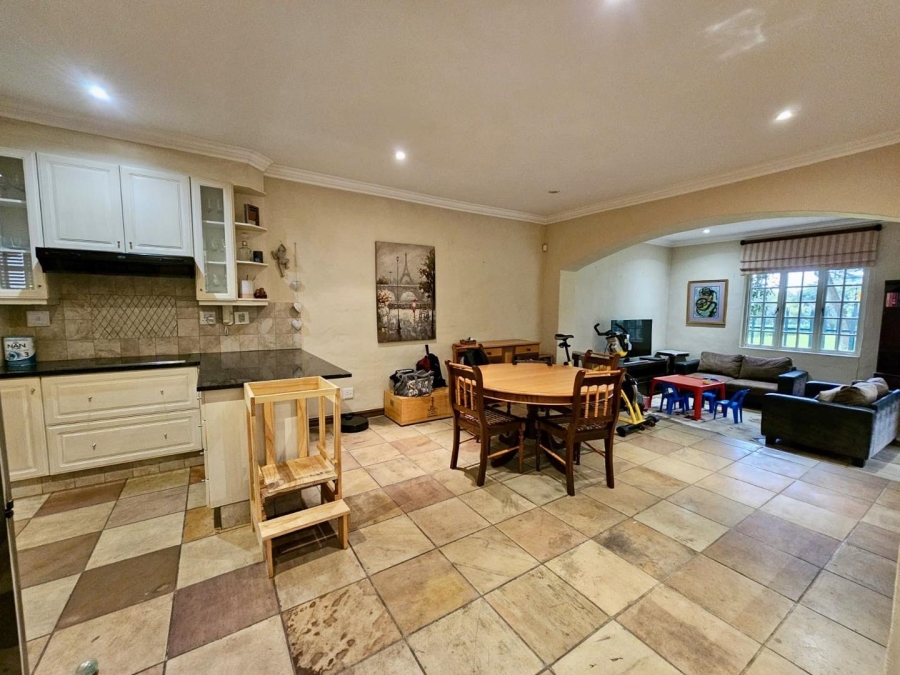 3 Bedroom Property for Sale in Oaklands Gauteng