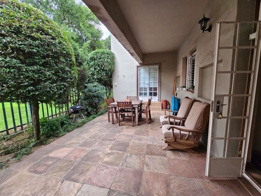 3 Bedroom Property for Sale in Oaklands Gauteng