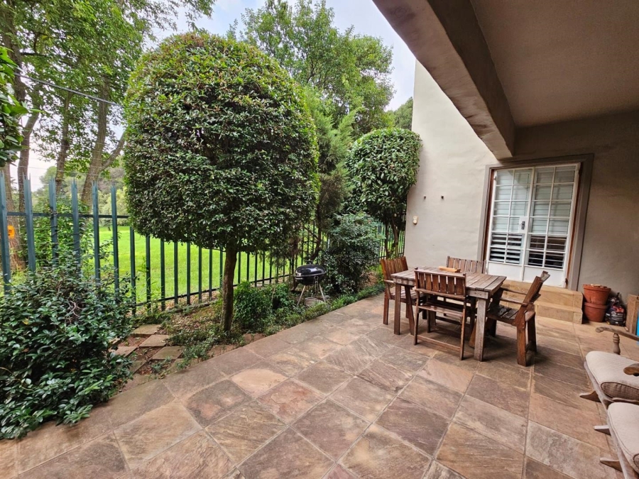 3 Bedroom Property for Sale in Oaklands Gauteng