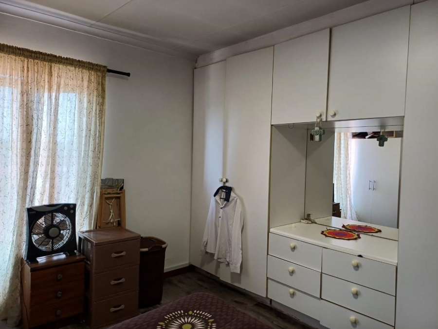 2 Bedroom Property for Sale in Hurlyvale Gauteng