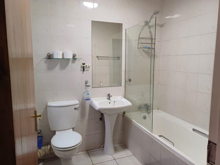 2 Bedroom Property for Sale in Hurlyvale Gauteng