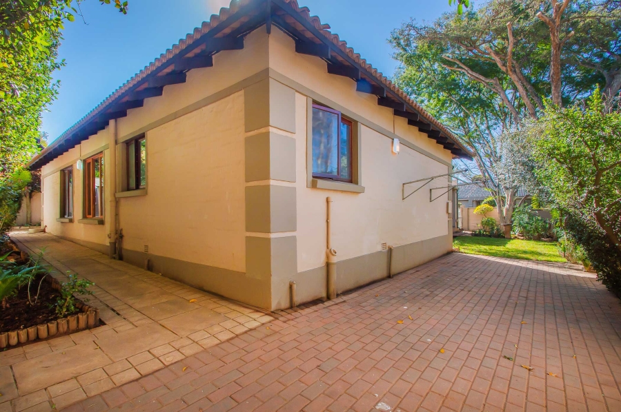 4 Bedroom Property for Sale in North Riding Gauteng