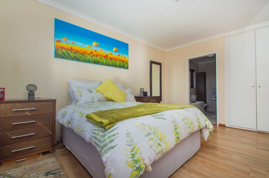 4 Bedroom Property for Sale in North Riding Gauteng