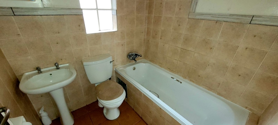 2 Bedroom Property for Sale in Ravenswood Gauteng