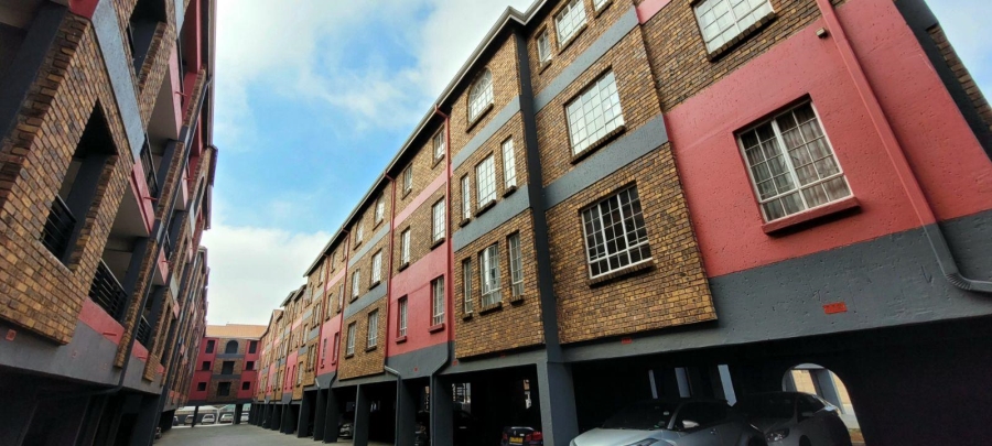 2 Bedroom Property for Sale in Ravenswood Gauteng