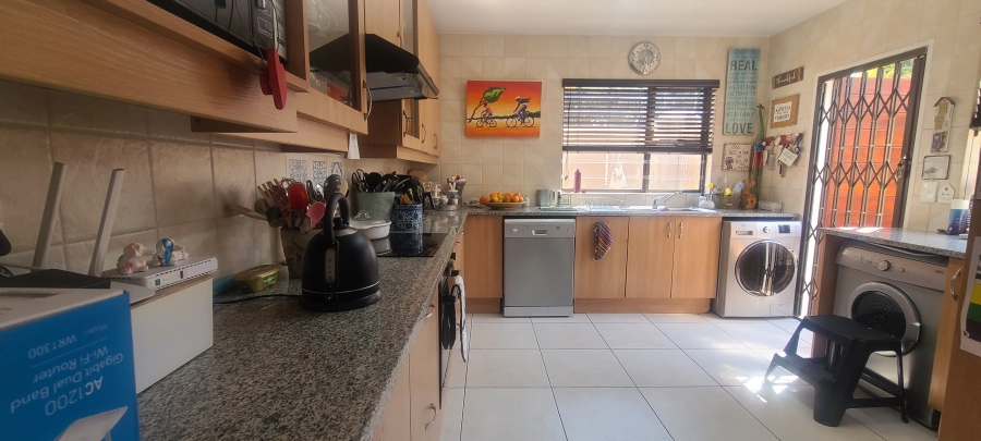 3 Bedroom Property for Sale in Clarens Park Gauteng