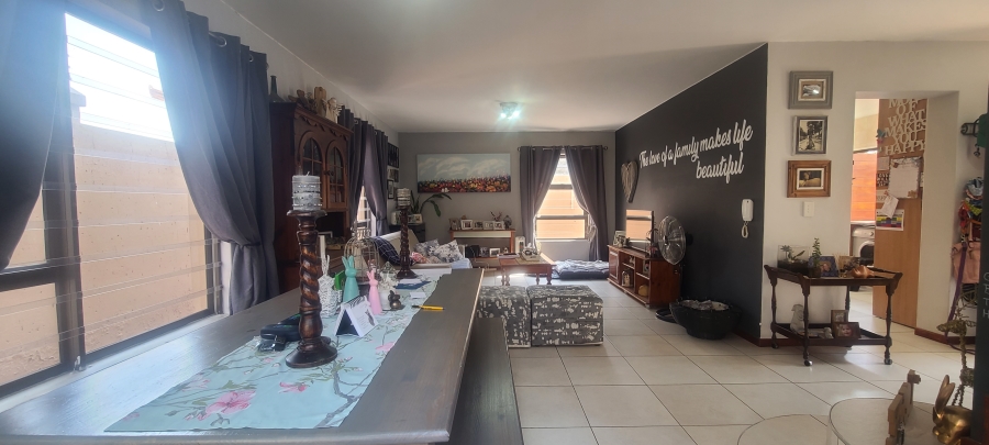 3 Bedroom Property for Sale in Clarens Park Gauteng