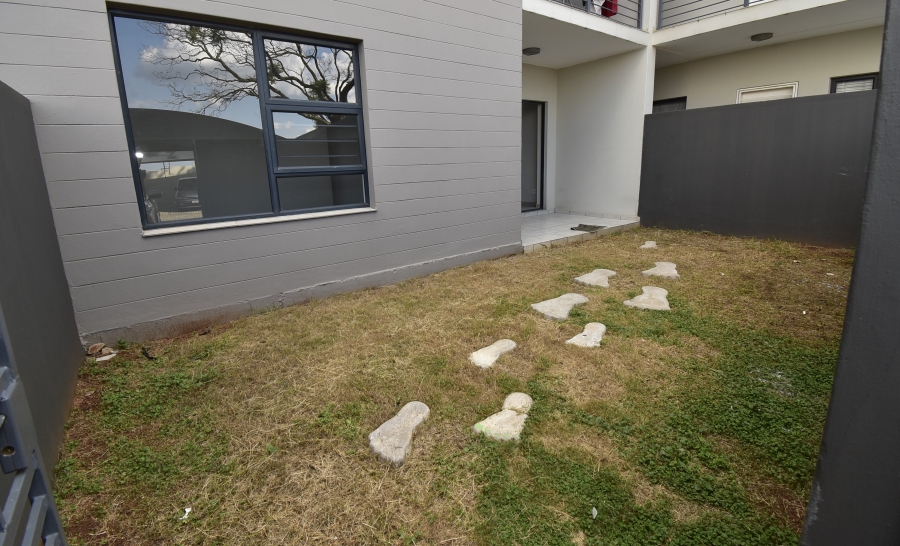 2 Bedroom Property for Sale in North Riding Gauteng