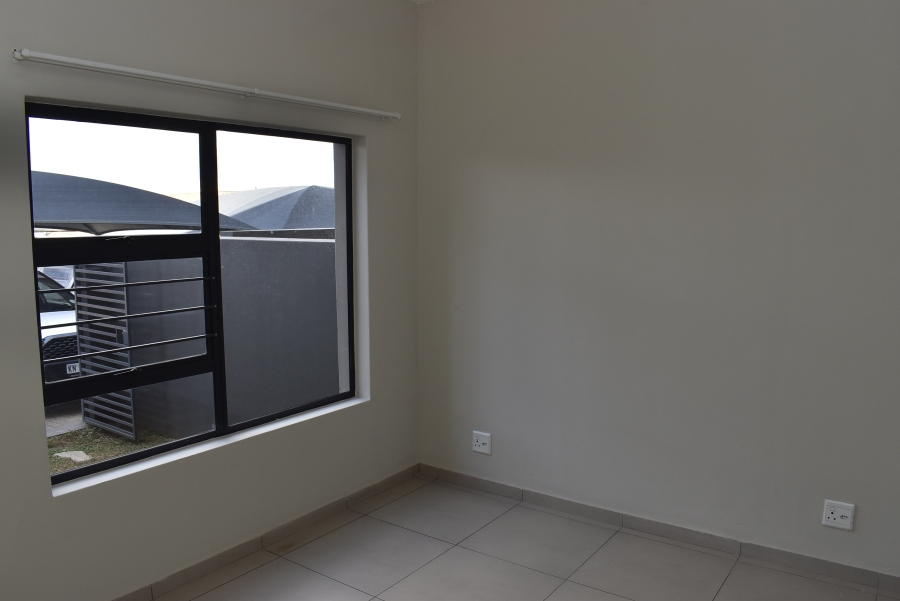 2 Bedroom Property for Sale in North Riding Gauteng