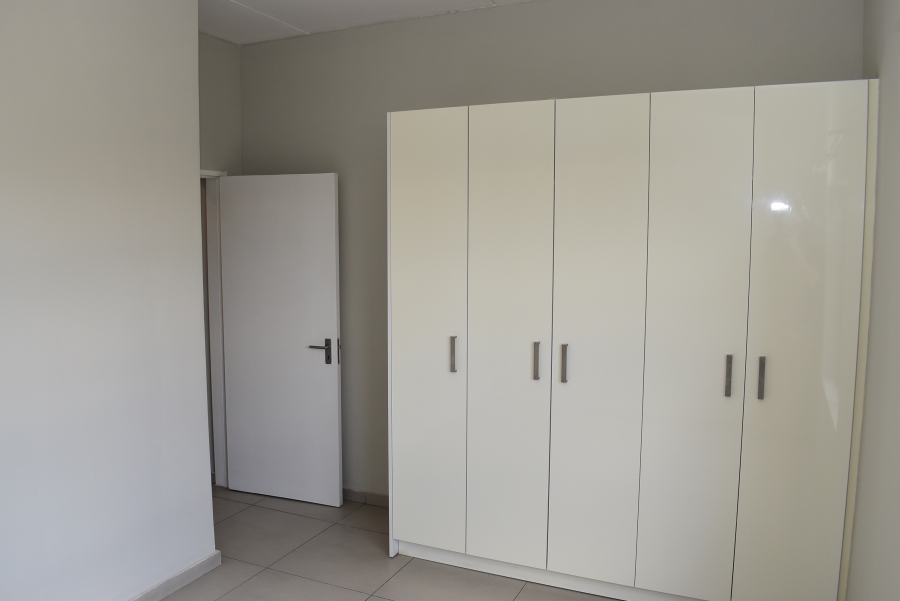 2 Bedroom Property for Sale in North Riding Gauteng