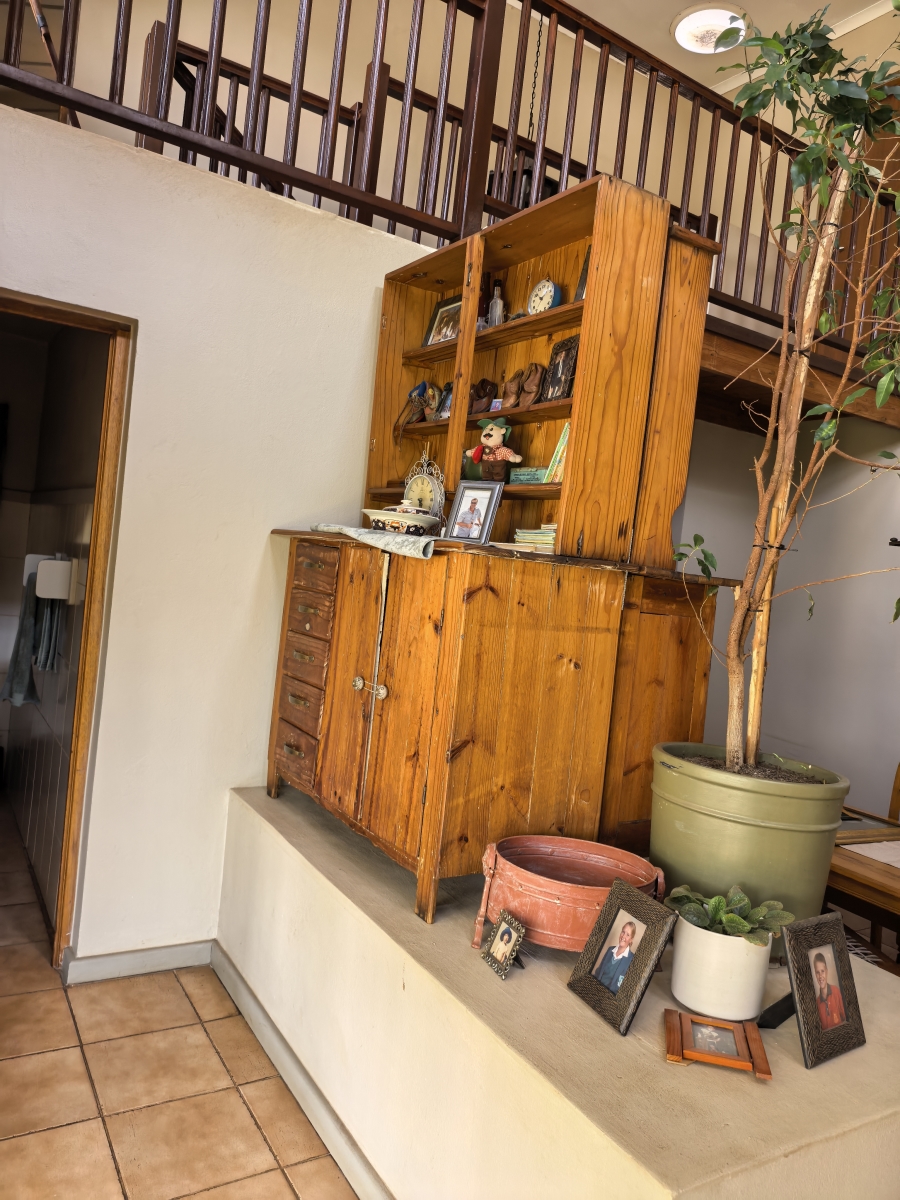 7 Bedroom Property for Sale in Bashewa A H Gauteng