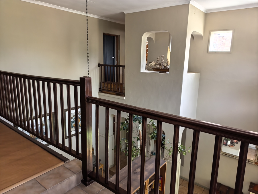 7 Bedroom Property for Sale in Bashewa A H Gauteng