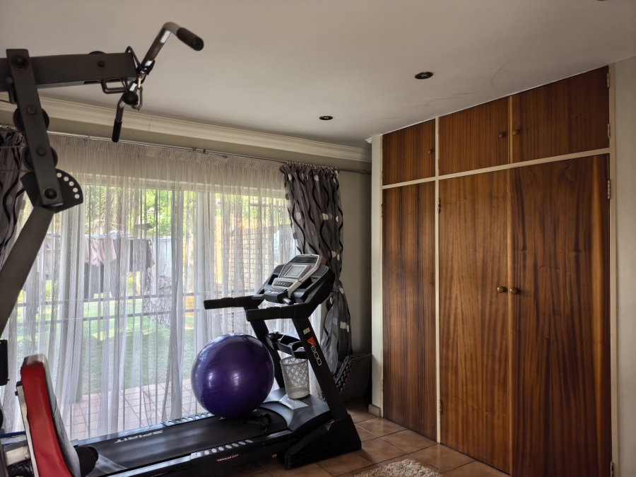 7 Bedroom Property for Sale in Bashewa A H Gauteng