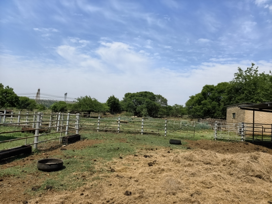 7 Bedroom Property for Sale in Bashewa A H Gauteng