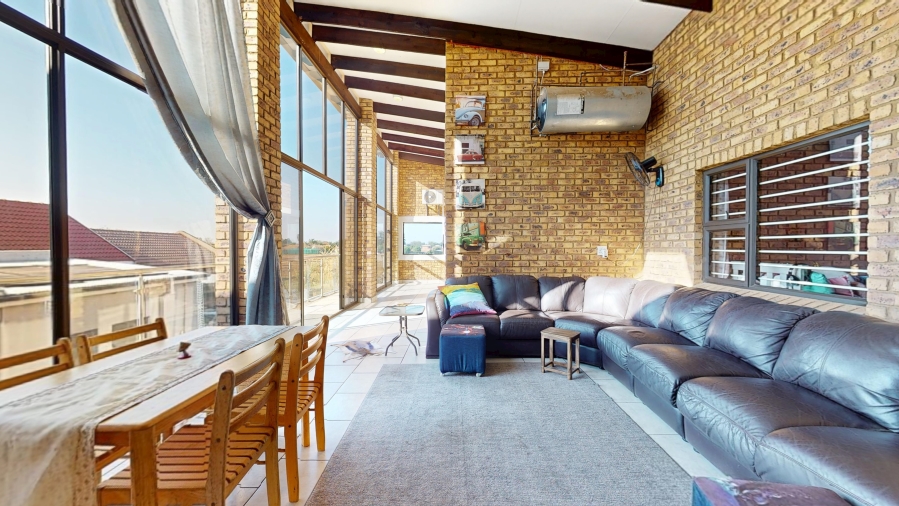 5 Bedroom Property for Sale in Rynfield Gauteng