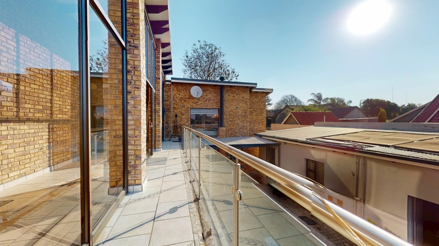 5 Bedroom Property for Sale in Rynfield Gauteng