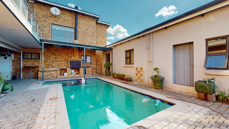 5 Bedroom Property for Sale in Rynfield Gauteng
