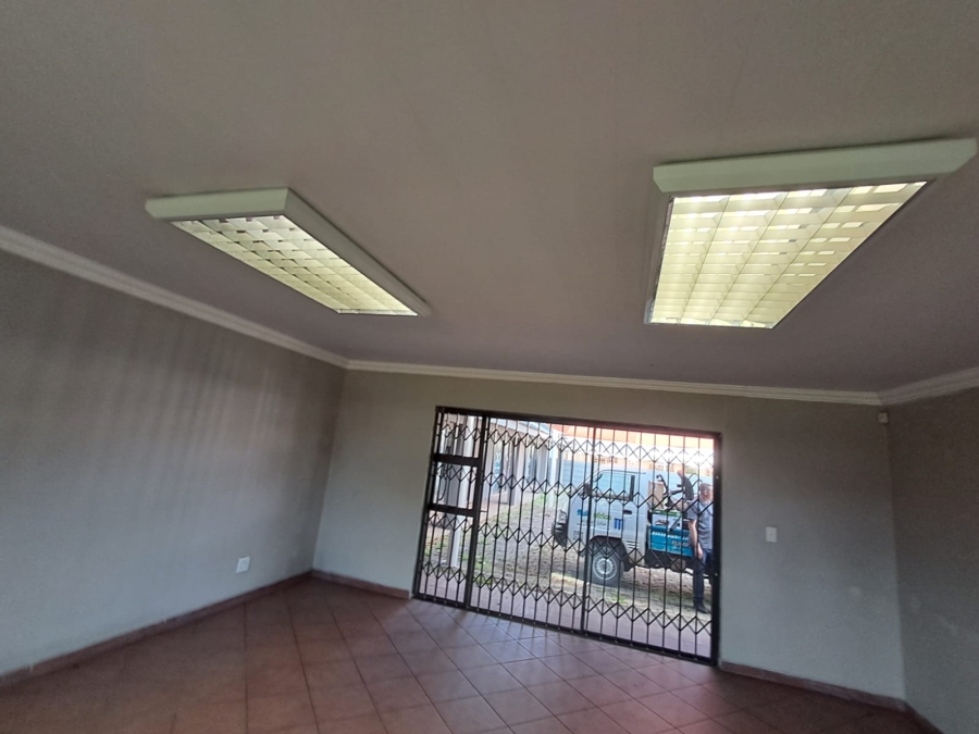 Commercial Property for Sale in Three Rivers Gauteng