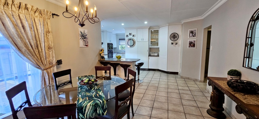 3 Bedroom Property for Sale in Three Rivers Proper Gauteng