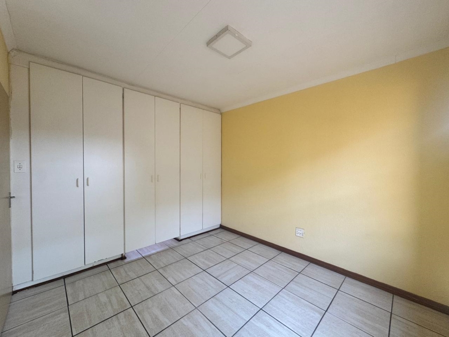 3 Bedroom Property for Sale in Heuwelsig Estate Gauteng