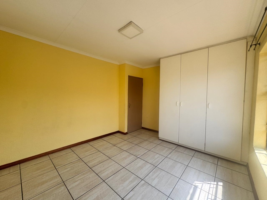 3 Bedroom Property for Sale in Heuwelsig Estate Gauteng