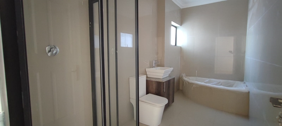 4 Bedroom Property for Sale in Eldoraigne Gauteng